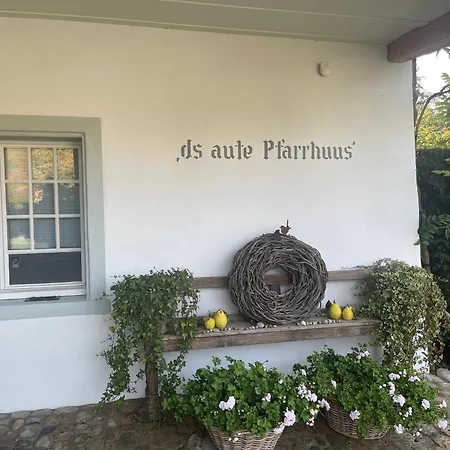 Bed,beet&breakfast „ds Aute Pfarrhuus“ Rapperswil (Bern)